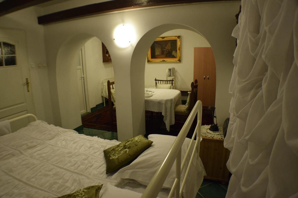 Piaseczno Willa Staropolska Экстерьер фото