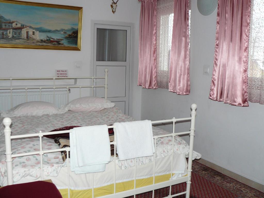 Piaseczno Willa Staropolska Экстерьер фото